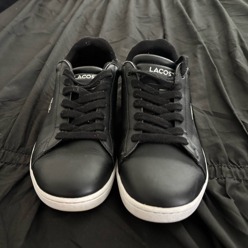 Lacoste Black Sneakers Minimalist Low-Top Design